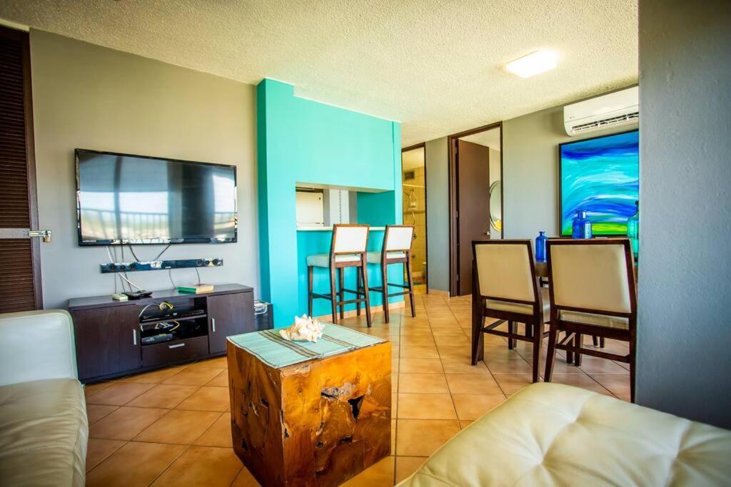 Enchanted Jewel 39 Beachfront Pool لوكويللو المظهر الخارجي الصورة